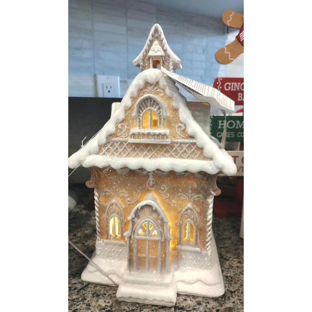 Victorian Christmas Gingerbread House~ Large~ Light Up